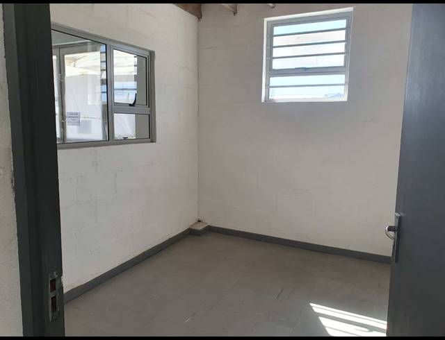 850M² FACTORY TO LET IN BLACKHEATH INDUSTRIAL